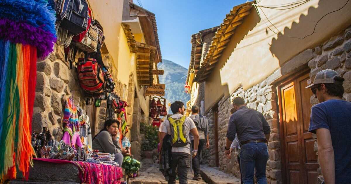 Exploring the charming streets of Ollantaytambo offers more than Inca history—it’s also a great place to find handmade souvenirs from local artisans, right at your feet as you wander.